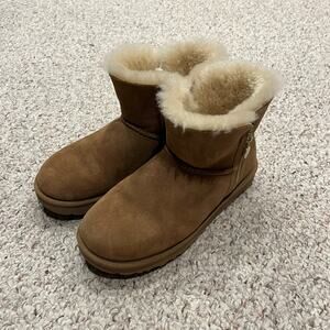 Ugg Classic Mini Bailey Zip Boots Sz 10 Chestnut Suede Leather Winter Cozy